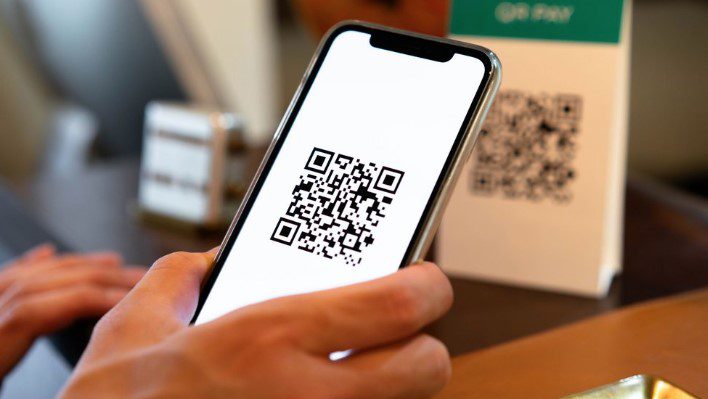 Cyber Bytes: Don’t Get Swindled by QR Code Scams